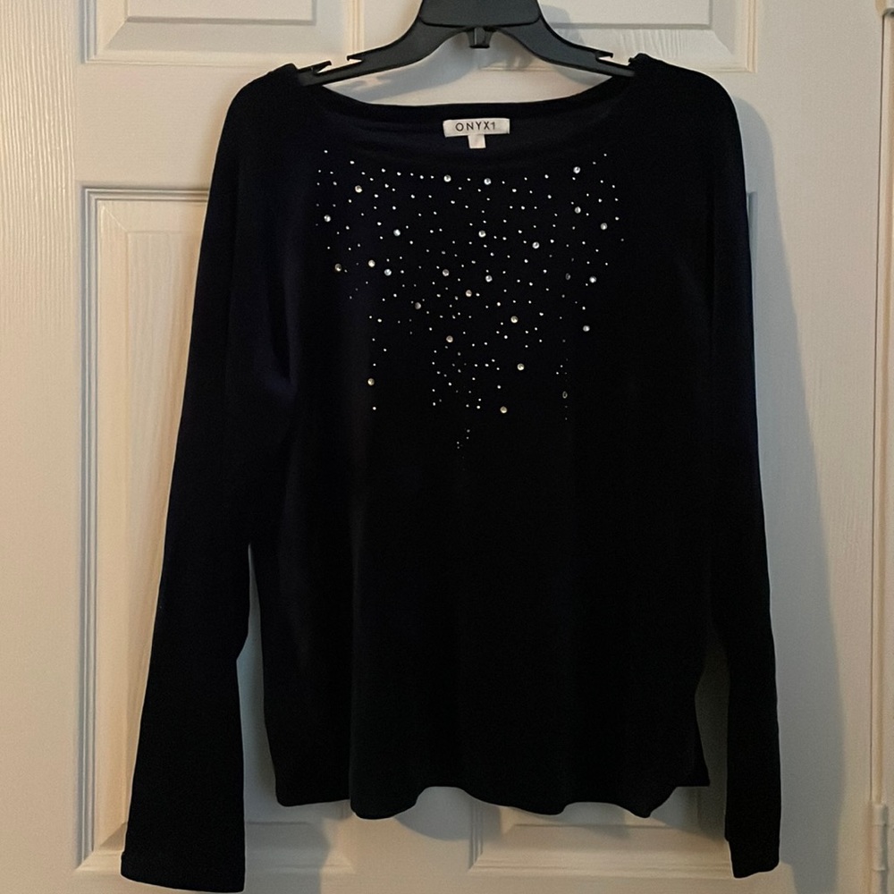 Woman’s Sweater Size L